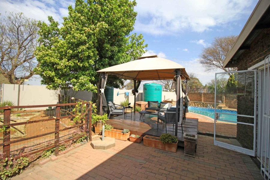 4 Bedroom Property for Sale in Greenhills Gauteng