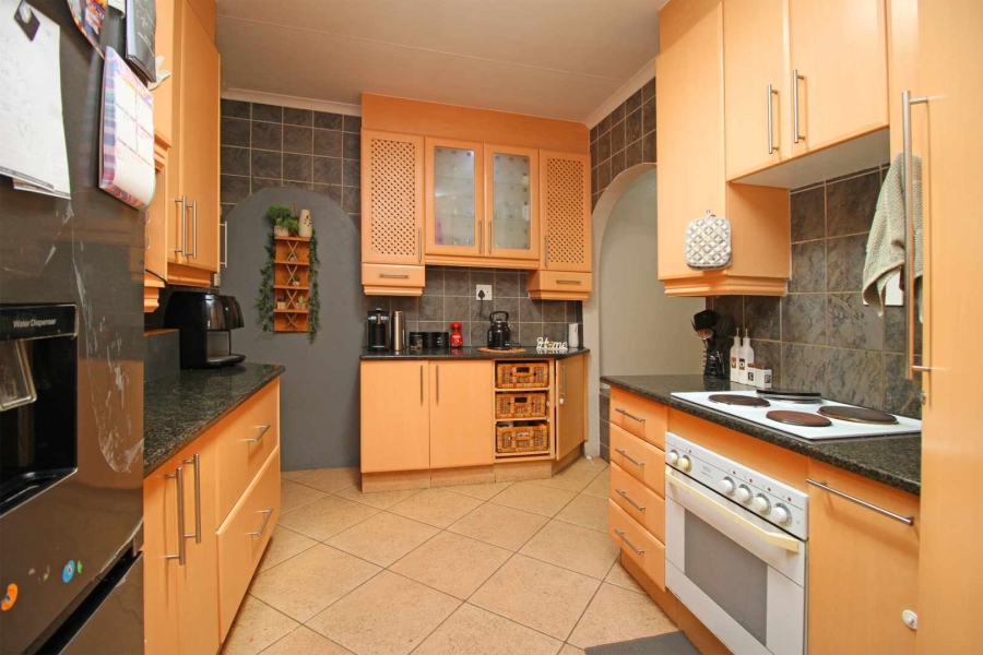 4 Bedroom Property for Sale in Randpoort Gauteng