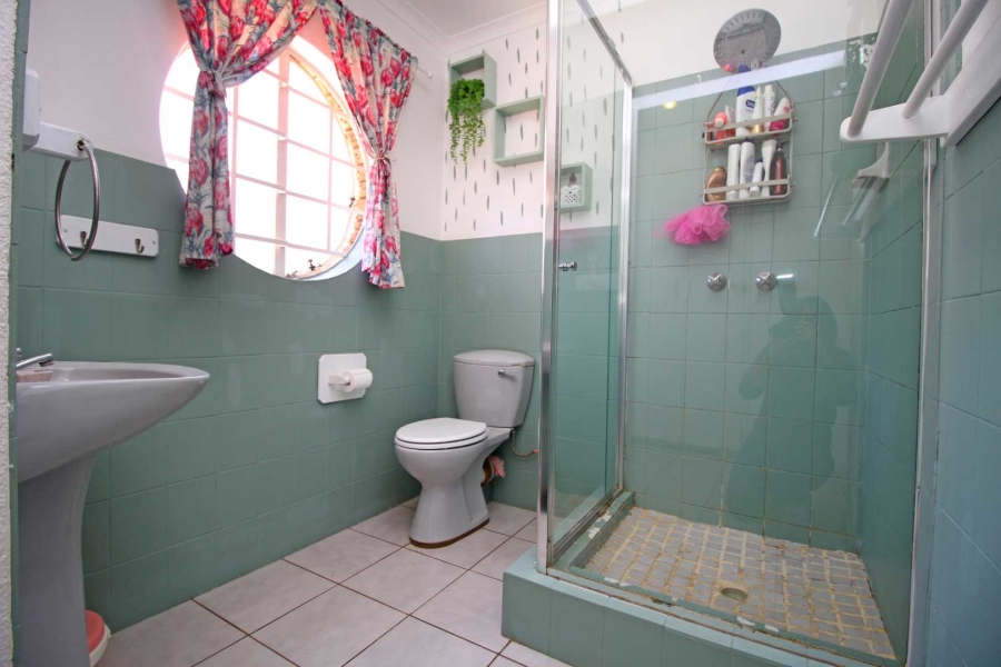 4 Bedroom Property for Sale in Randpoort Gauteng
