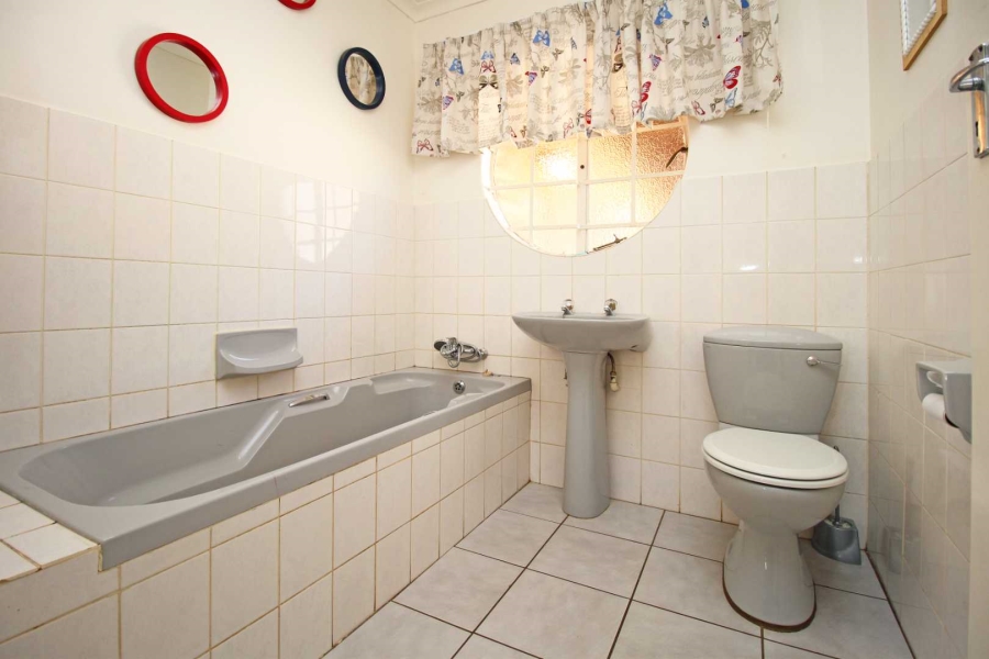 4 Bedroom Property for Sale in Randpoort Gauteng