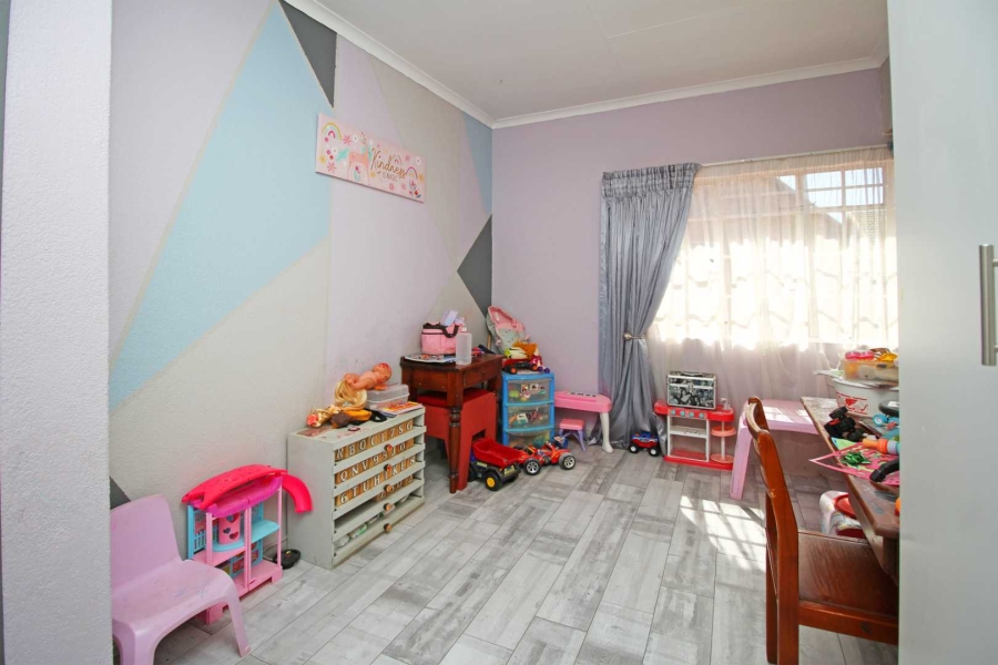4 Bedroom Property for Sale in Randpoort Gauteng