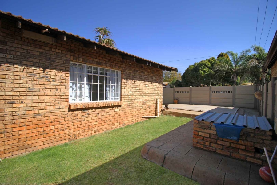 4 Bedroom Property for Sale in Randpoort Gauteng