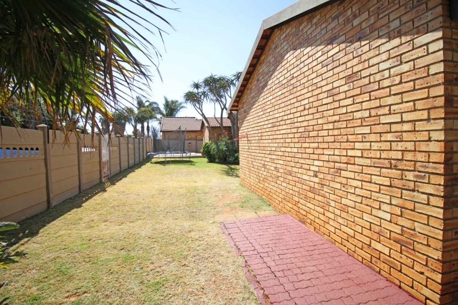 4 Bedroom Property for Sale in Randpoort Gauteng