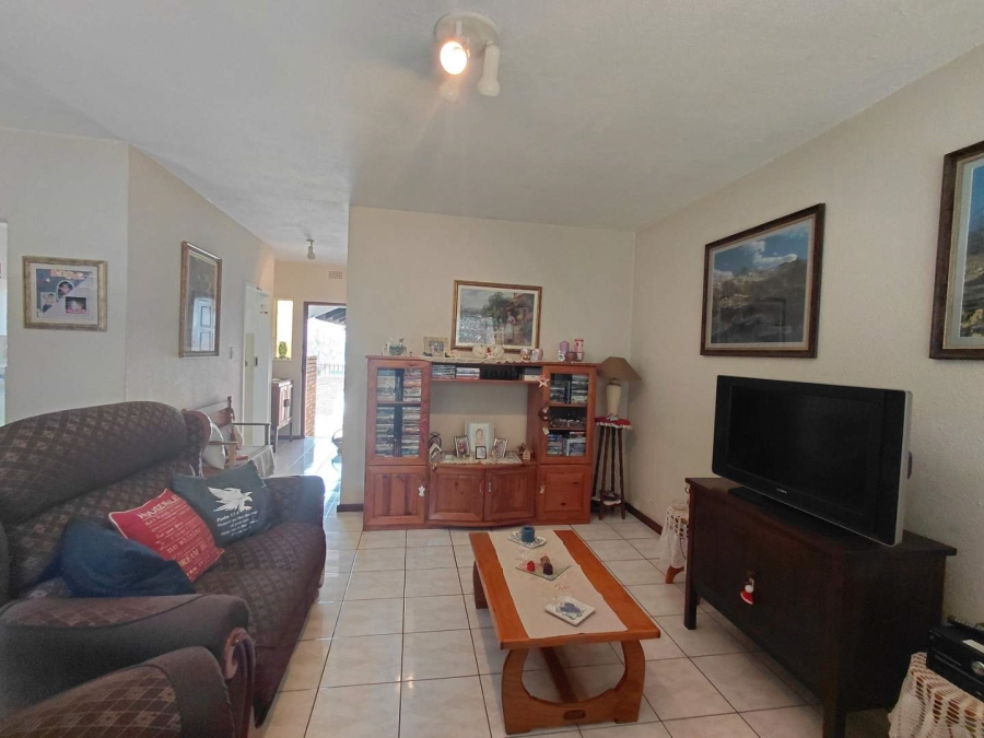2 Bedroom Property for Sale in Birchleigh Gauteng