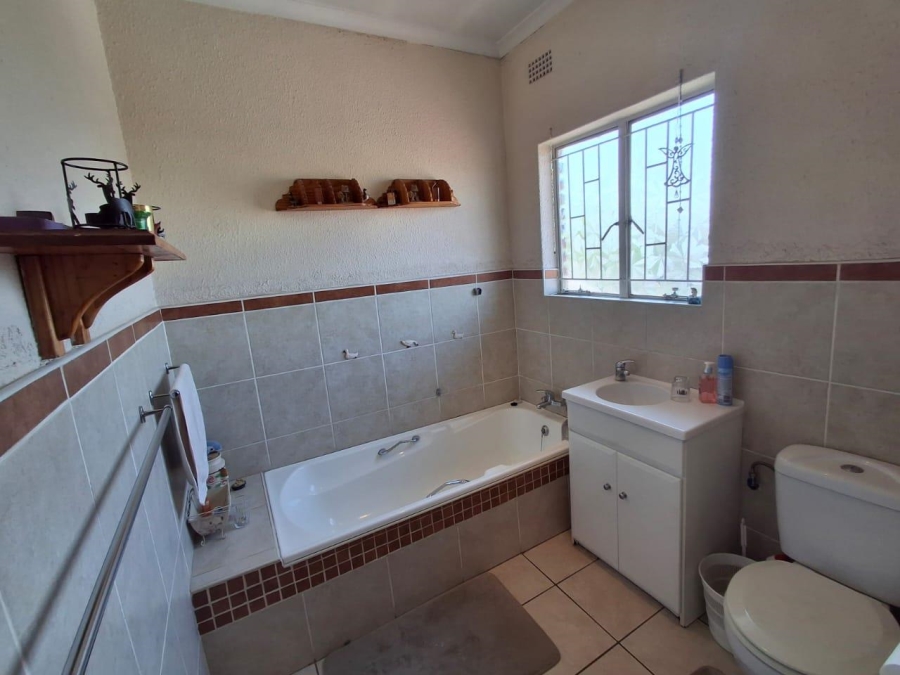 2 Bedroom Property for Sale in Birchleigh Gauteng