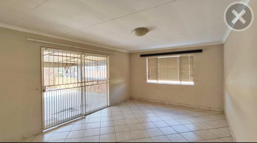 3 Bedroom Property for Sale in Birch Acres Gauteng