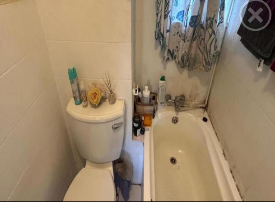 2 Bedroom Property for Sale in Glen Marais Gauteng