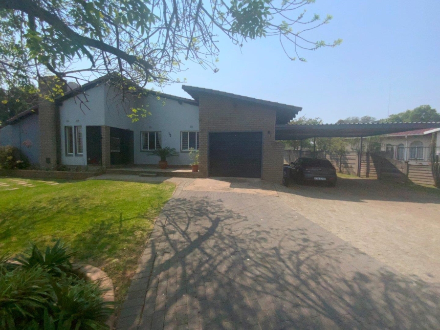 3 Bedroom Property for Sale in Verwoerdpark Gauteng