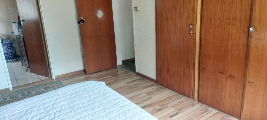 3 Bedroom Property for Sale in Verwoerdpark Gauteng