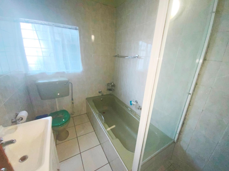 3 Bedroom Property for Sale in Verwoerdpark Gauteng