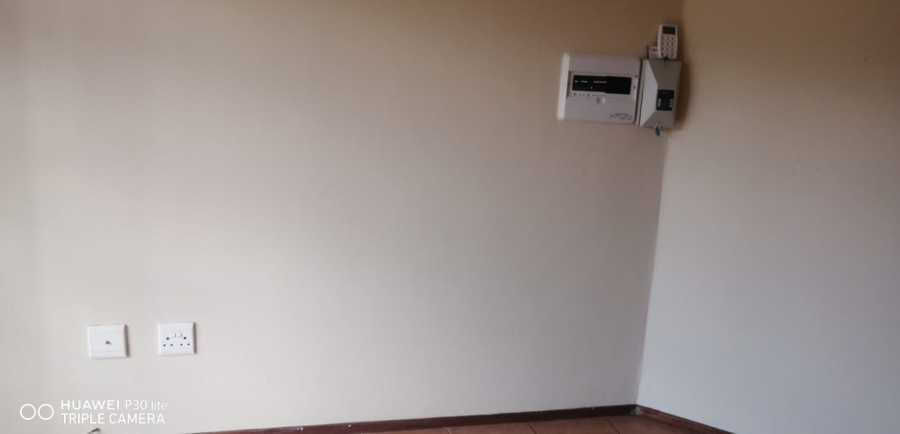 2 Bedroom Property for Sale in Theresa Park Gauteng
