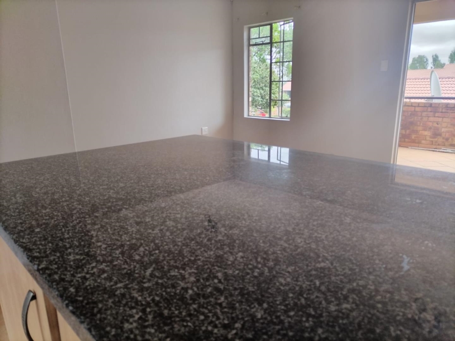 2 Bedroom Property for Sale in Theresa Park Gauteng