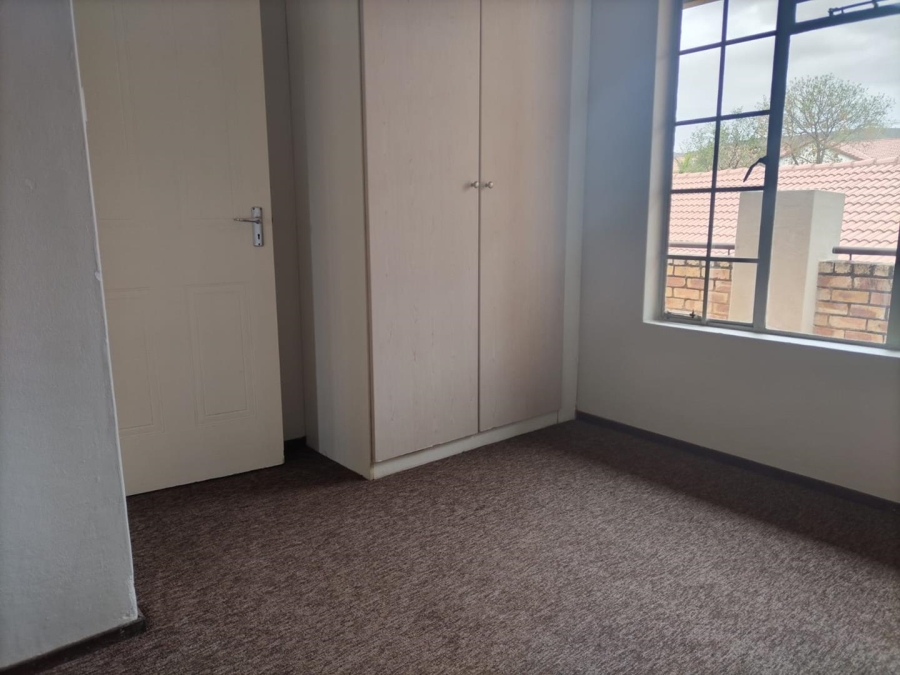 2 Bedroom Property for Sale in Theresa Park Gauteng