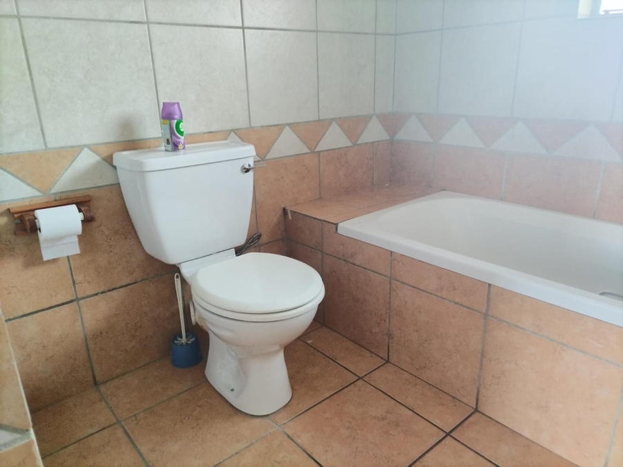 2 Bedroom Property for Sale in Theresa Park Gauteng