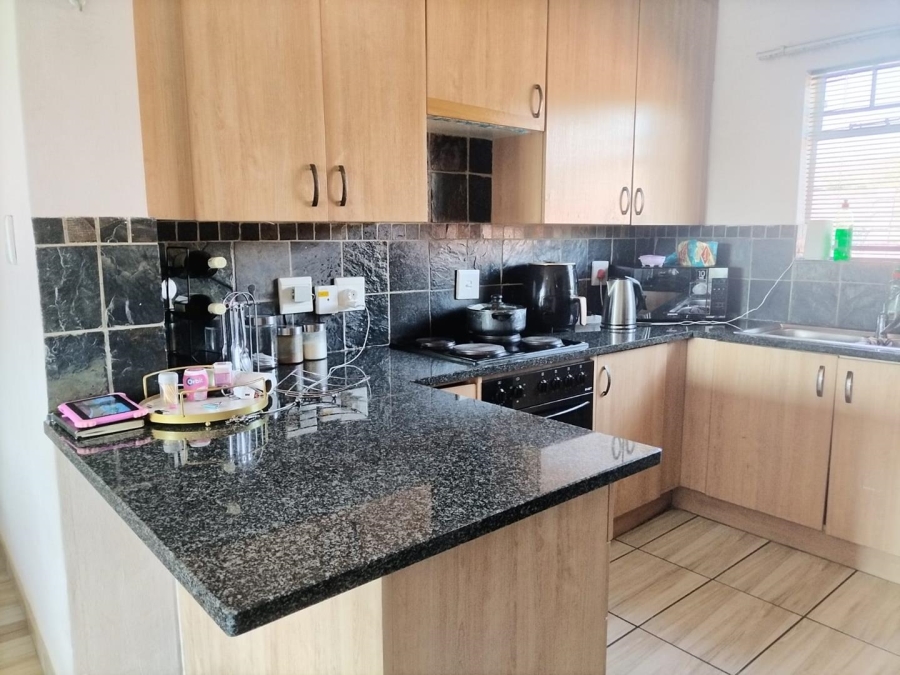 2 Bedroom Property for Sale in Theresa Park Gauteng