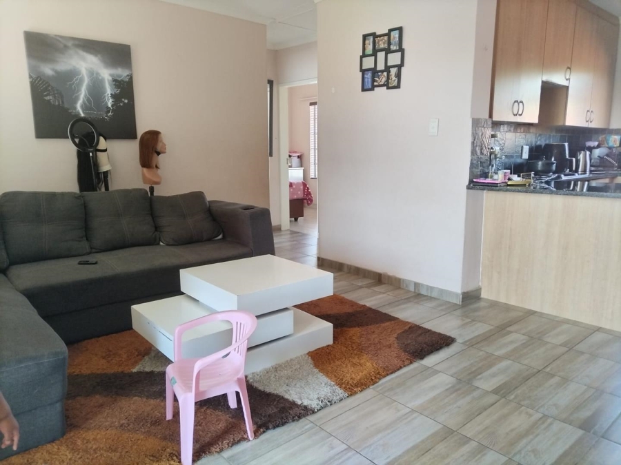 2 Bedroom Property for Sale in Theresa Park Gauteng