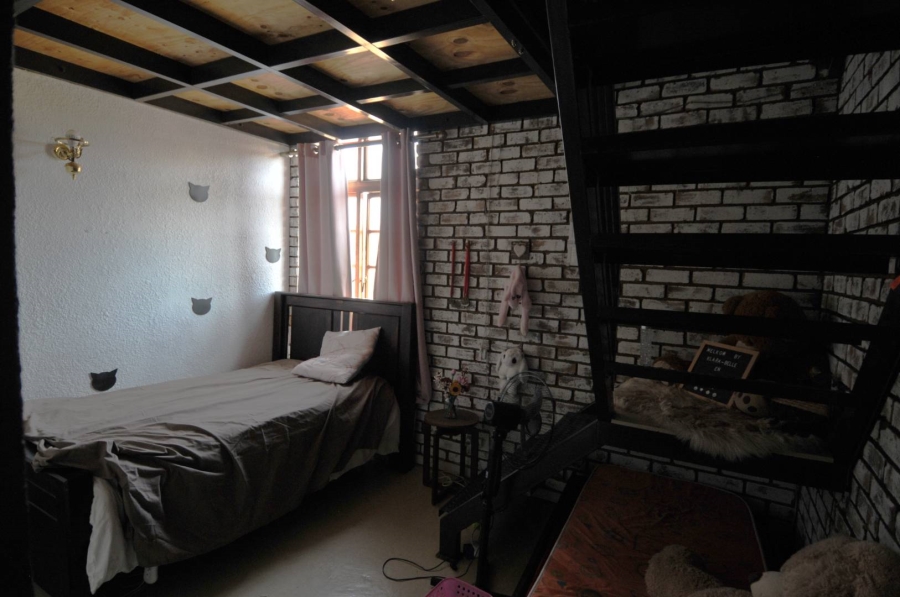 4 Bedroom Property for Sale in Newlands Gauteng