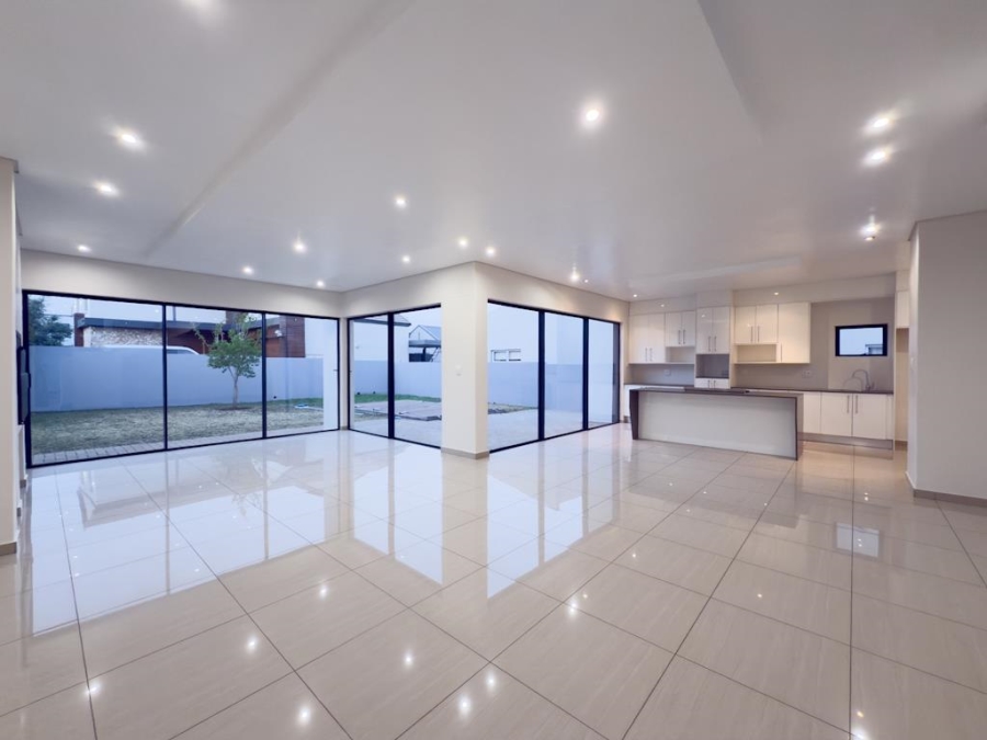 3 Bedroom Property for Sale in Midstream Meadows Gauteng