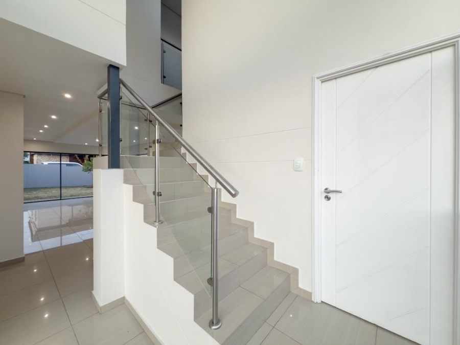 3 Bedroom Property for Sale in Midstream Meadows Gauteng