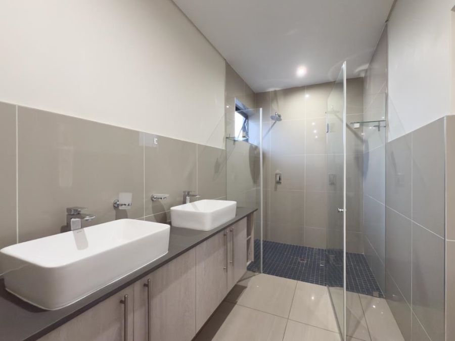 3 Bedroom Property for Sale in Midstream Meadows Gauteng
