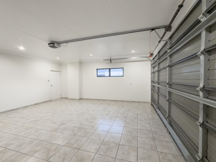3 Bedroom Property for Sale in Midstream Meadows Gauteng