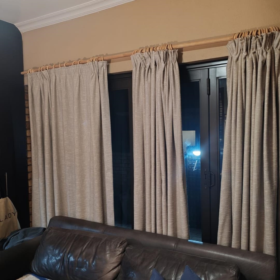 3 Bedroom Property for Sale in Carlswald Meadows Gauteng