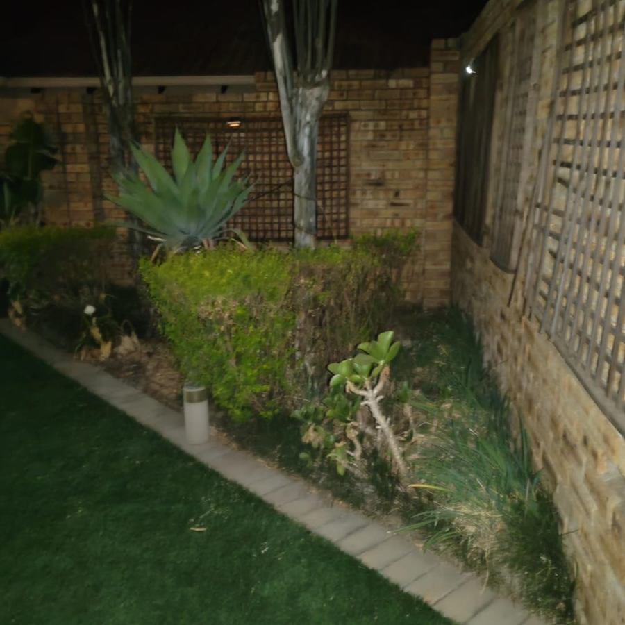 3 Bedroom Property for Sale in Carlswald Meadows Gauteng