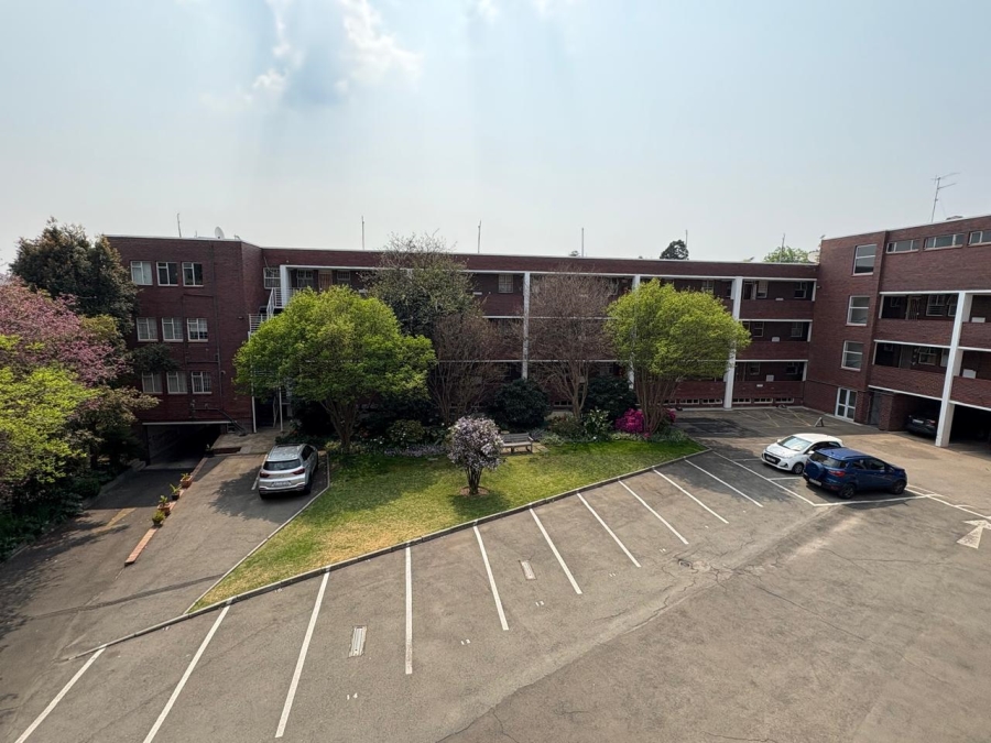 2 Bedroom Property for Sale in Waverley Gauteng