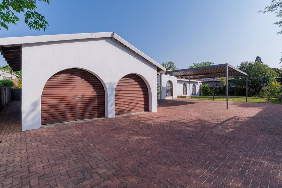 4 Bedroom Property for Sale in Morehill Gauteng