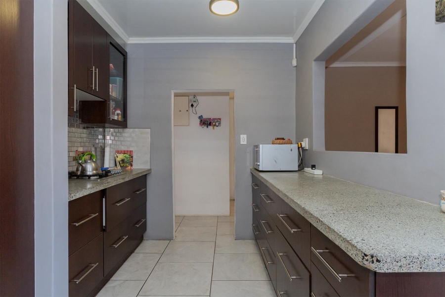 4 Bedroom Property for Sale in Morehill Gauteng