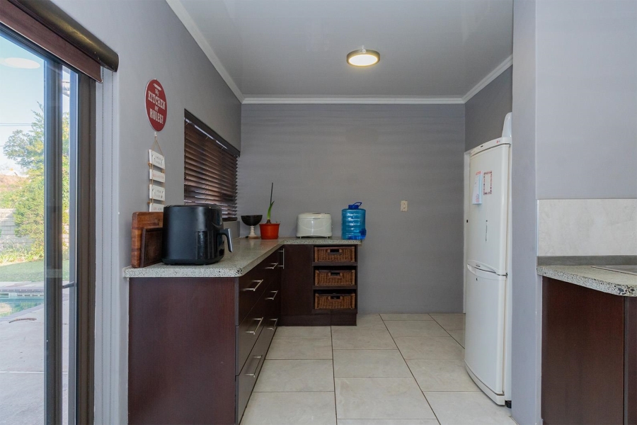 4 Bedroom Property for Sale in Morehill Gauteng