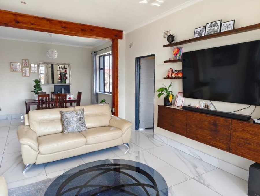 To Let 3 Bedroom Property for Rent in Croydon Gauteng