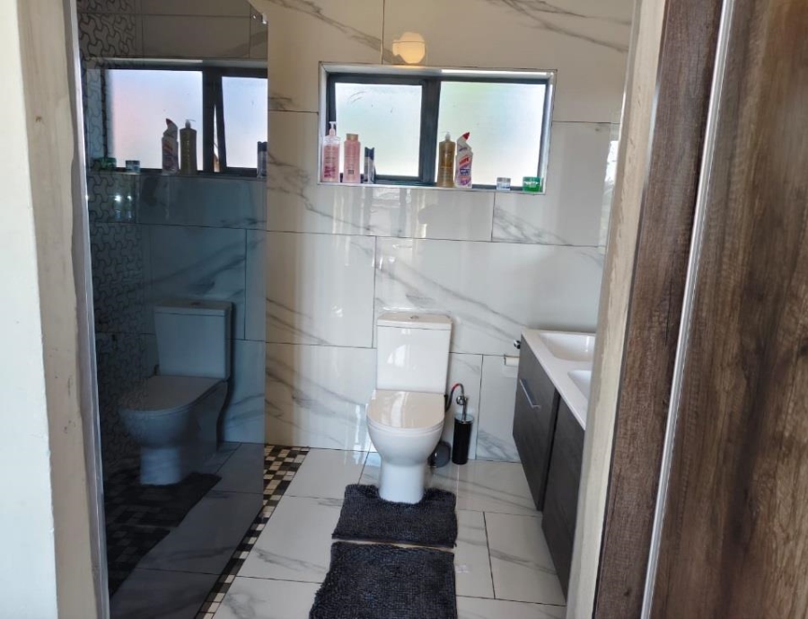 To Let 3 Bedroom Property for Rent in Croydon Gauteng