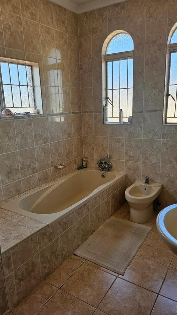 3 Bedroom Property for Sale in Regents Park Gauteng