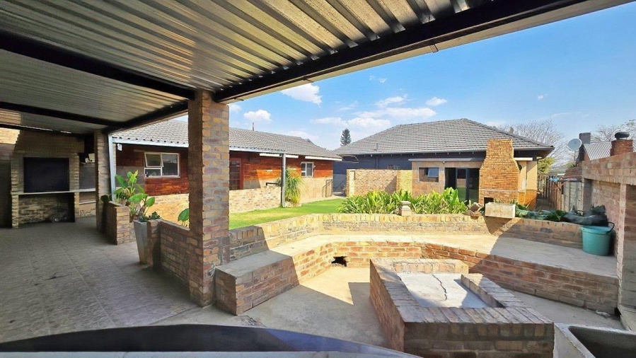 3 Bedroom Property for Sale in Florentia Gauteng