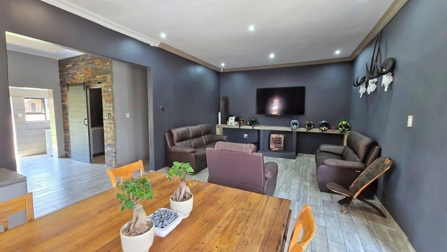 3 Bedroom Property for Sale in Florentia Gauteng