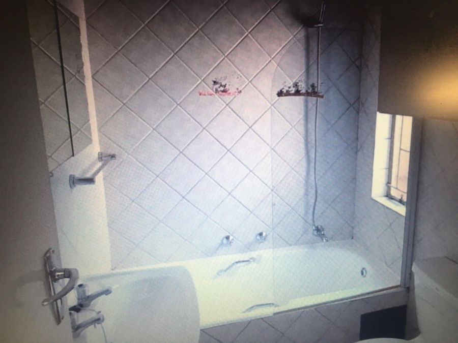 2 Bedroom Property for Sale in Clubview Gauteng