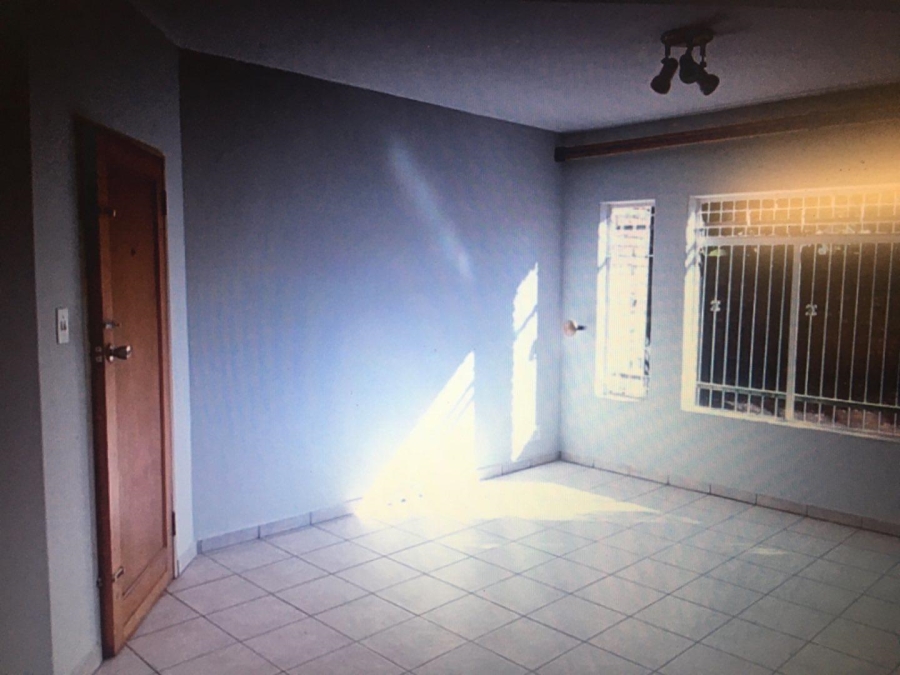 2 Bedroom Property for Sale in Clubview Gauteng