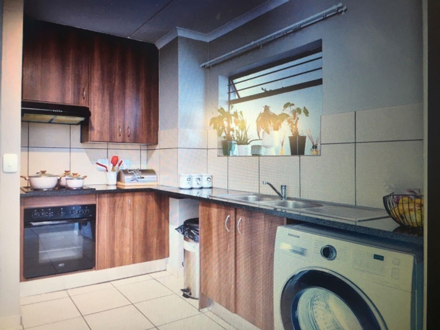 3 Bedroom Property for Sale in Barbeque Downs Gauteng
