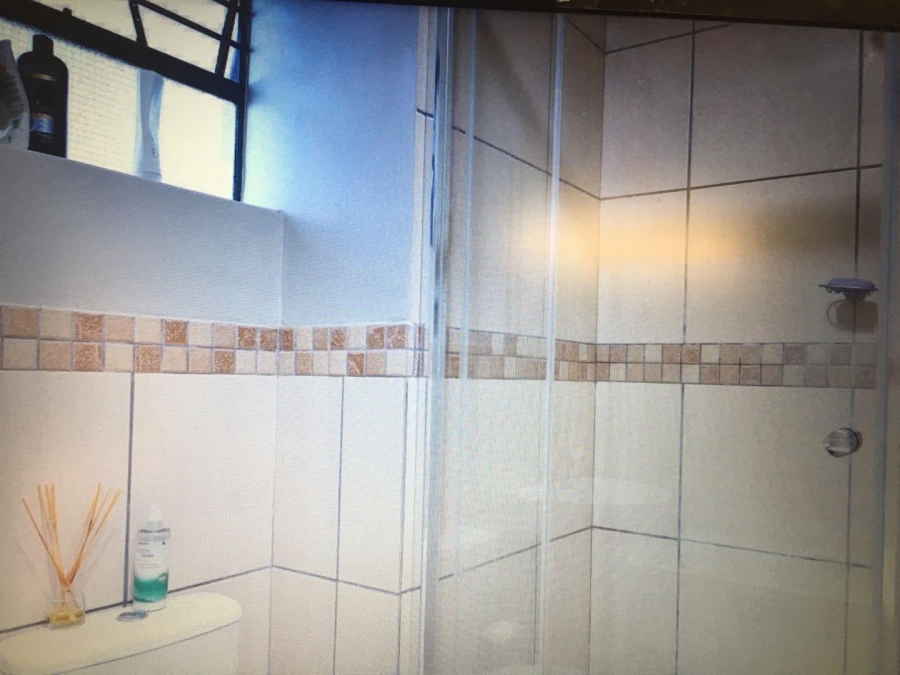 3 Bedroom Property for Sale in Barbeque Downs Gauteng