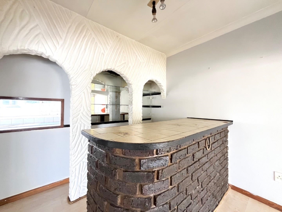To Let 3 Bedroom Property for Rent in Edenvale Gauteng