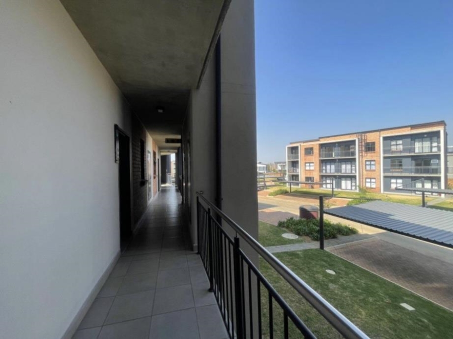 To Let 2 Bedroom Property for Rent in Glen Marais Gauteng