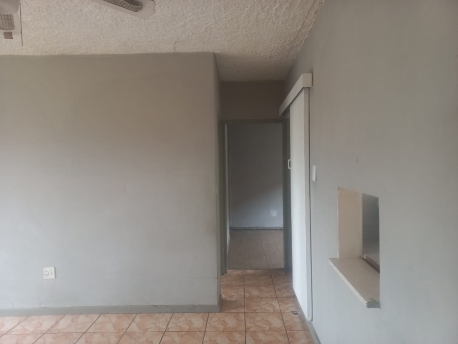2 Bedroom Property for Sale in Daspoort Gauteng