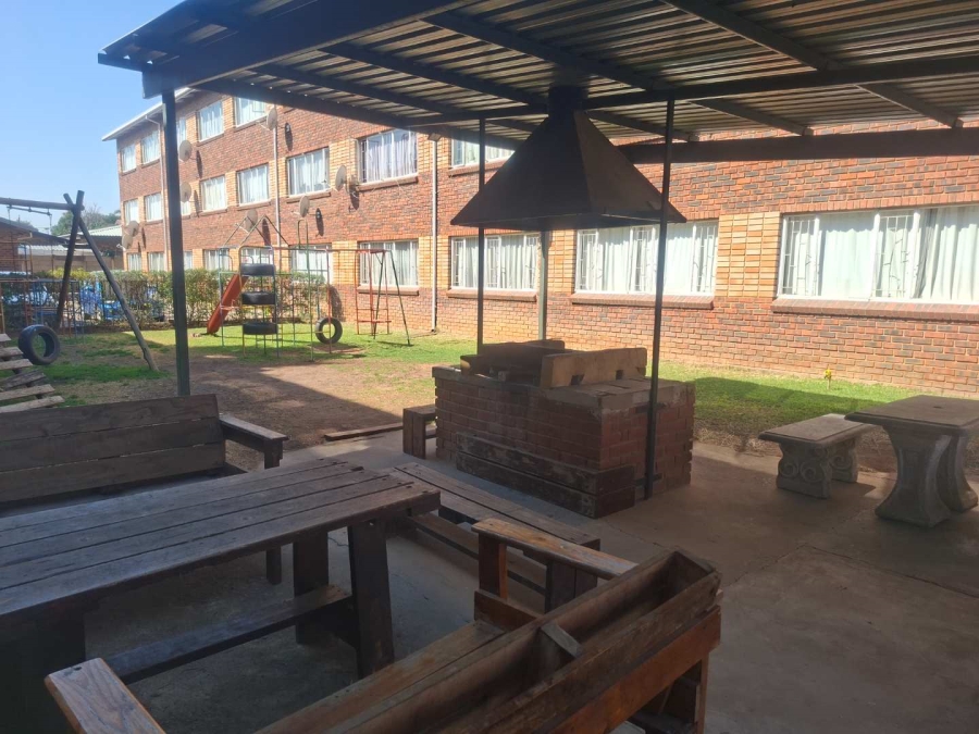 2 Bedroom Property for Sale in Daspoort Gauteng