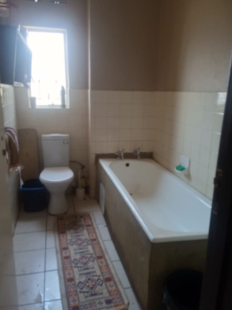 2 Bedroom Property for Sale in Florida Gauteng