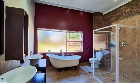 4 Bedroom Property for Sale in Terenure Ext 13 Gauteng