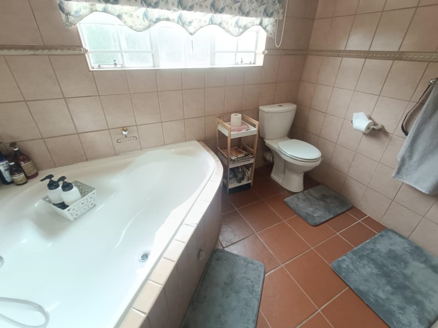 4 Bedroom Property for Sale in Clubview Gauteng