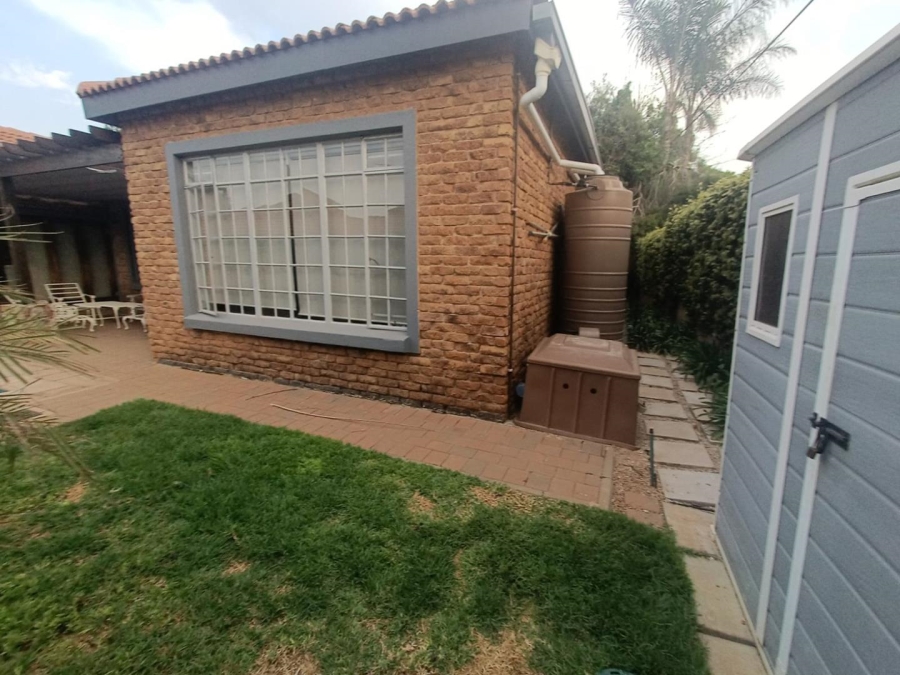 4 Bedroom Property for Sale in Clubview Gauteng