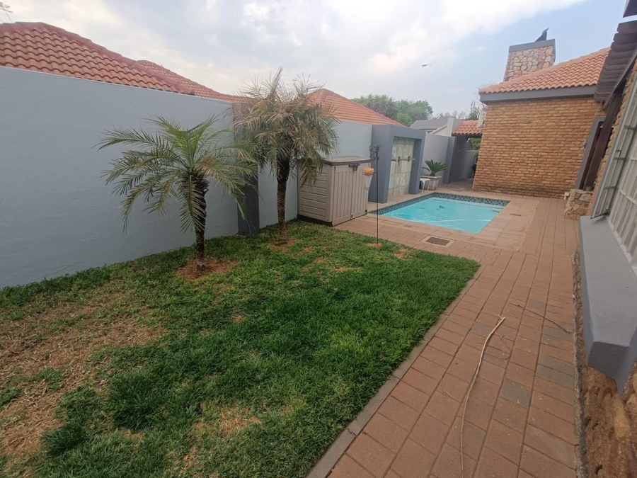 4 Bedroom Property for Sale in Clubview Gauteng