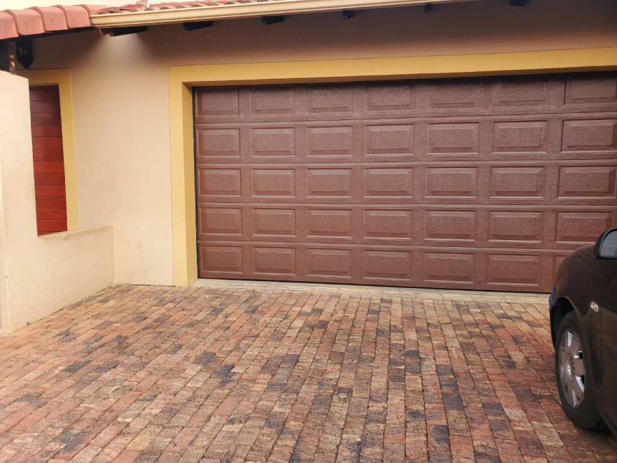 To Let 3 Bedroom Property for Rent in Willowbrook Gauteng